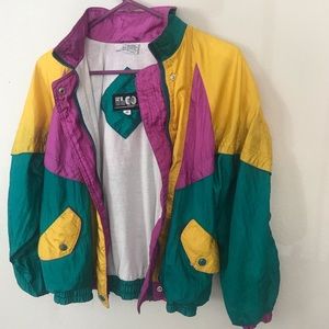 Vintage 90’s windbreaker 💨 ✋🏽 🛑